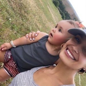 Meet your Posher, Sidney